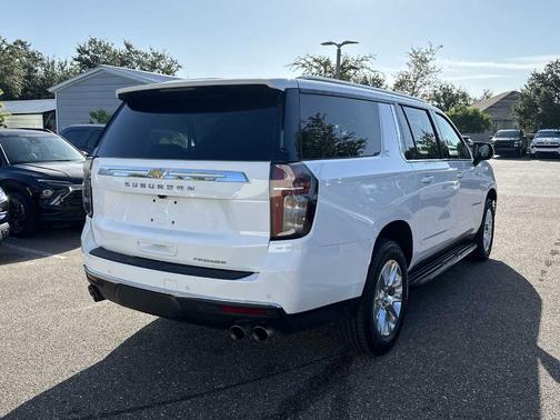 2024 Chevrolet Suburban Premier