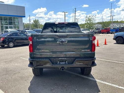 2025 Chevrolet Silverado 1500 ZR2