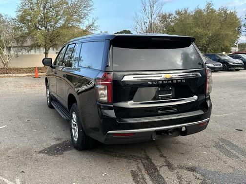 2021 Chevrolet Suburban LS