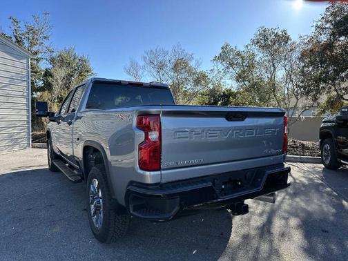 2026 Chevrolet Silverado 2500 Custom