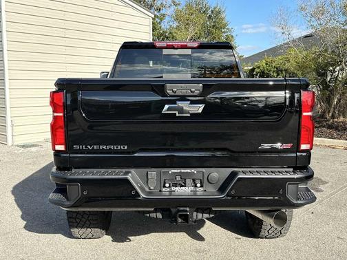 2026 Chevrolet Silverado 2500 ZR2