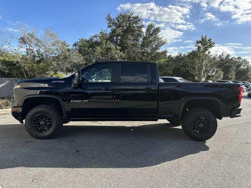 2026 Chevrolet Silverado 2500 ZR2