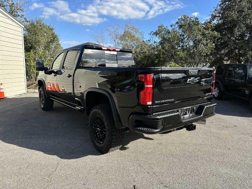2026 Chevrolet Silverado 2500 ZR2