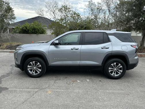 Sterling Gray Metallic 2026 Chevrolet Equinox LT