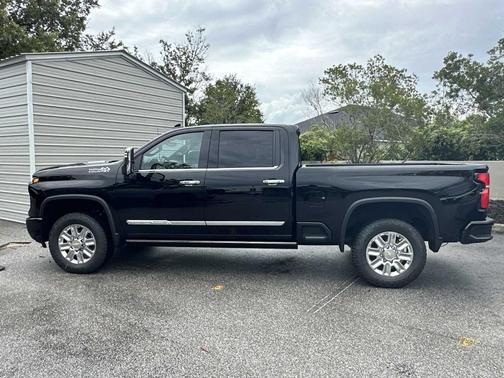 2025 Chevrolet Silverado 2500 High Country