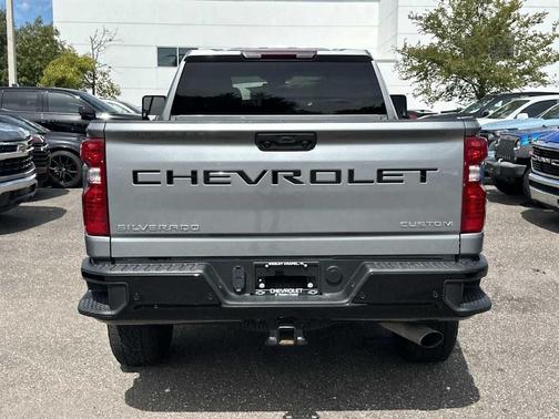 2024 Chevrolet Silverado 2500 Custom