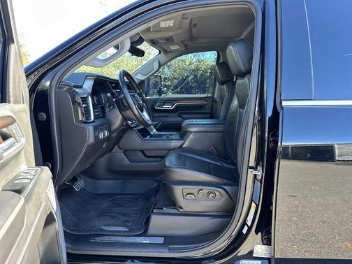 2024 GMC Sierra 2500 Denali