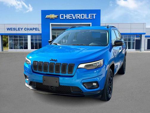 2023 Jeep Cherokee Altitude Lux