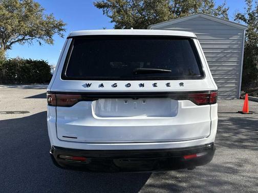 2023 Jeep Wagoneer Series II