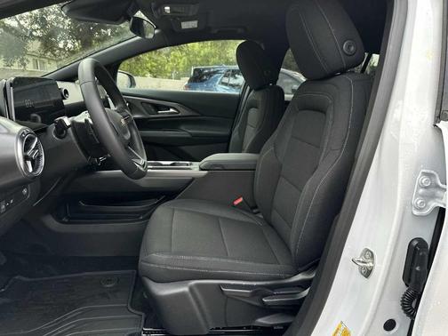 2026 Chevrolet Equinox EV LT 1