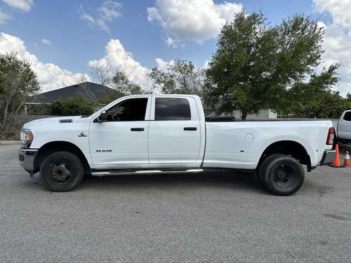 Bright White Clearcoat 2020 RAM 3500 Tradesman