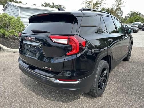 2022 GMC Terrain AT4