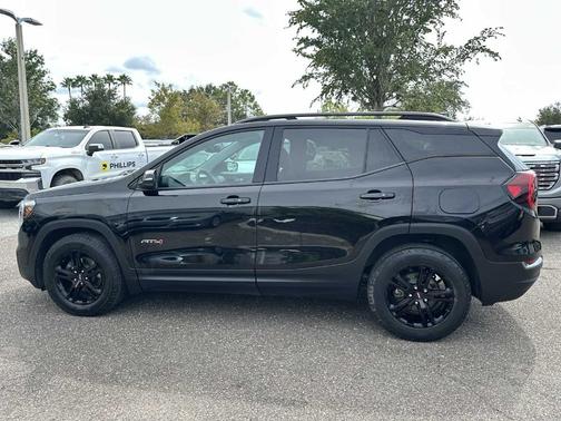 2022 GMC Terrain AT4