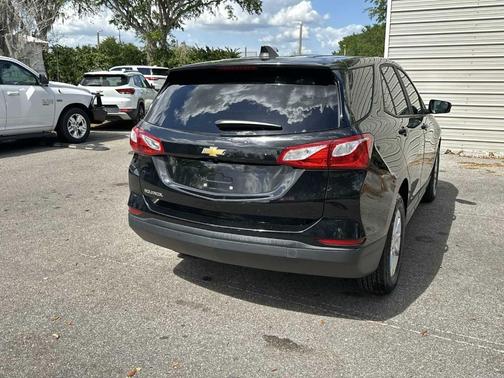Mosaic Black Metallic 2020 Chevrolet Equinox LS