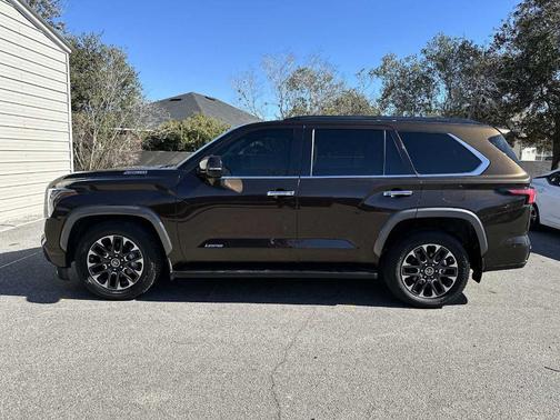 2023 Toyota Sequoia Limited
