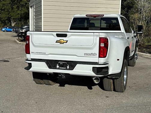 2026 Chevrolet Silverado 3500 High Country
