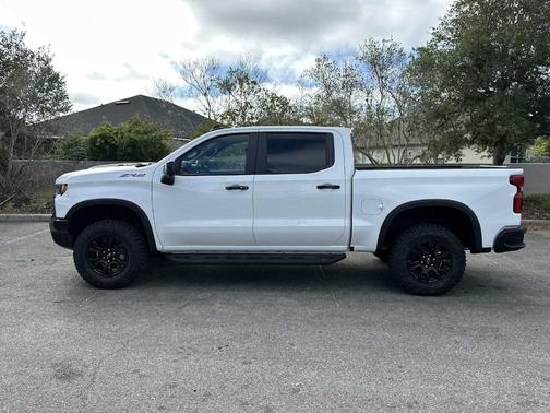 Summit White 2026 Chevrolet Silverado 1500 ZR2