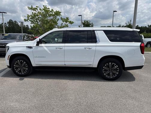 2025 GMC Yukon XL Elevation