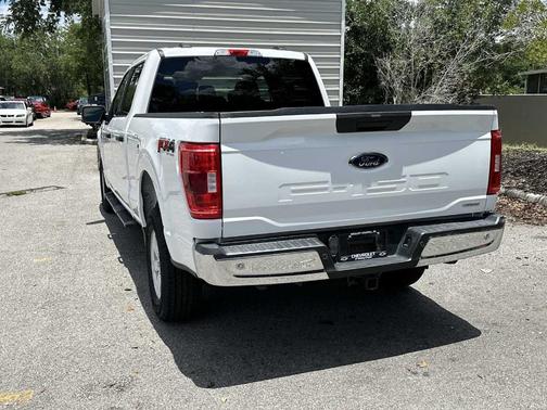 Oxford White 2022 Ford F-150 XLT
