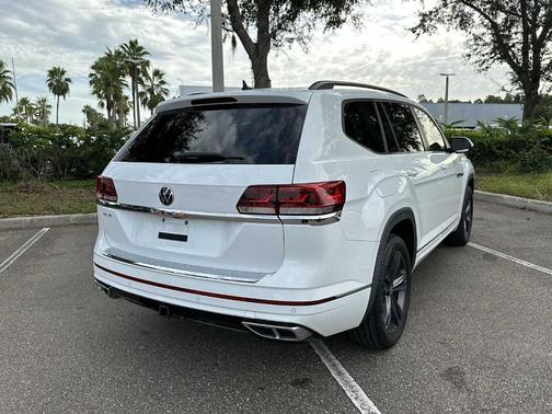 2021 Volkswagen Atlas 3.6 V6 SE w/ Technology R-Line