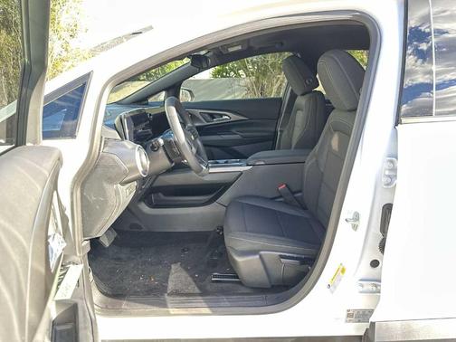 2026 Chevrolet Equinox EV LT 1