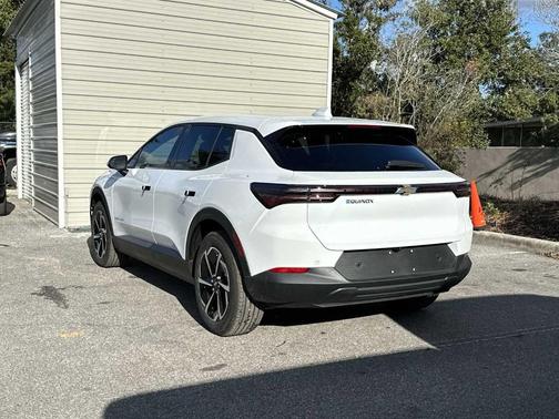 2026 Chevrolet Equinox EV LT 1