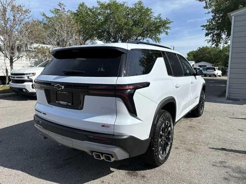 White 2026 Chevrolet Traverse Z71