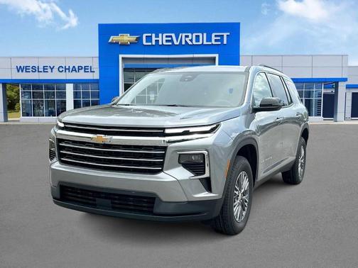Sterling Gray Metallic 2026 Chevrolet Traverse LT