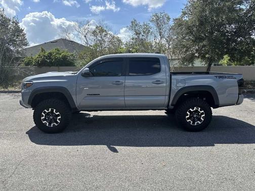 Cement 2021 Toyota Tacoma TRD Off Road