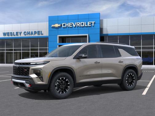 Sandstone Gray 2026 Chevrolet Traverse Z71