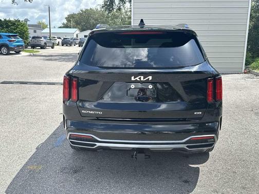 Ebony Black 2023 Kia Sorento SX