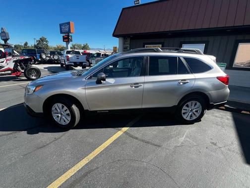 2017 Subaru Outback 2.5i Premium