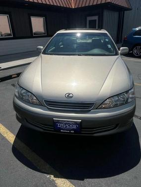 2000 Lexus ES 300 Base