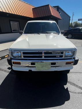 1988 Toyota 4Runner SR5 2D SUV 4X4 V6