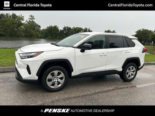 2023 Toyota RAV4 LE