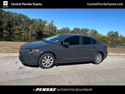 2025 Toyota Corolla LE