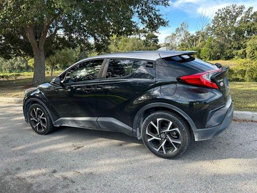 2020 Toyota C-HR XLE