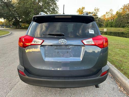 2013 Toyota RAV4 LE