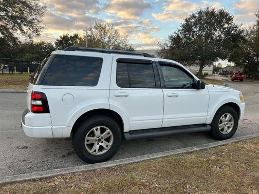 2009 Ford Explorer XLT
