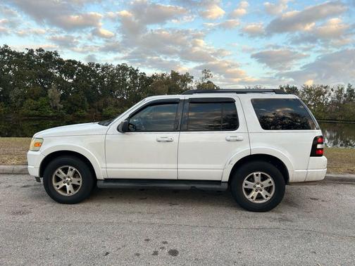 2009 Ford Explorer XLT