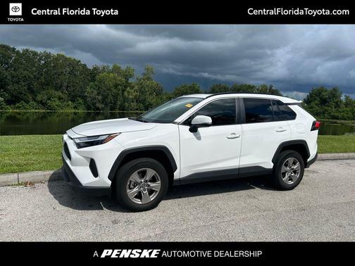 2022 Toyota RAV4 XLE