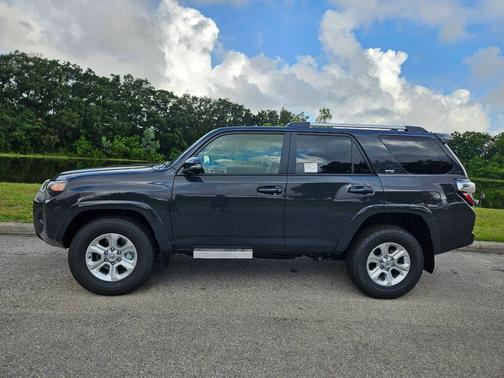 2024 Toyota 4Runner SR5 Premium
