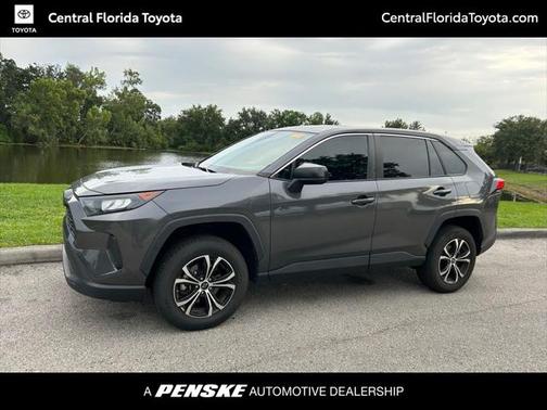 2022 Toyota RAV4 LE