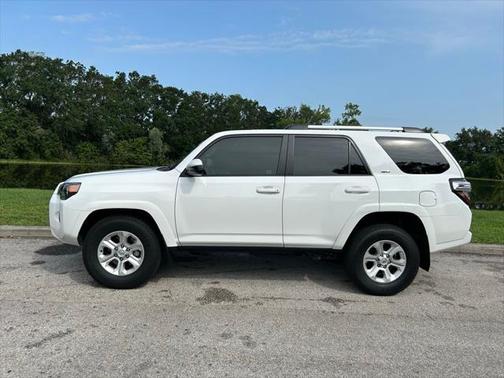 2024 Toyota 4Runner SR5