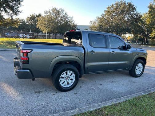 2022 Nissan Frontier SV