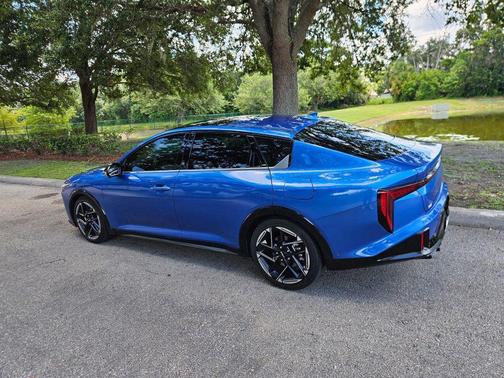 Wave Blue 2025 Kia K4 GT-Line