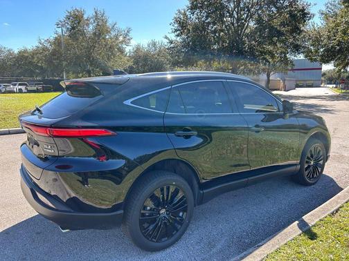 2022 Toyota Venza XLE