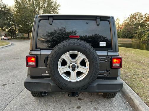 2019 Jeep Wrangler Sport S