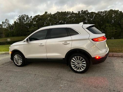 2019 Lincoln MKC Standard