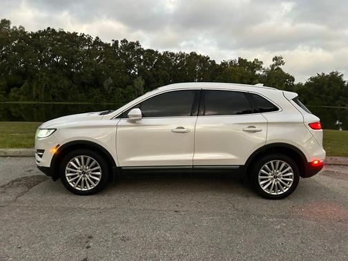 2019 Lincoln MKC Standard